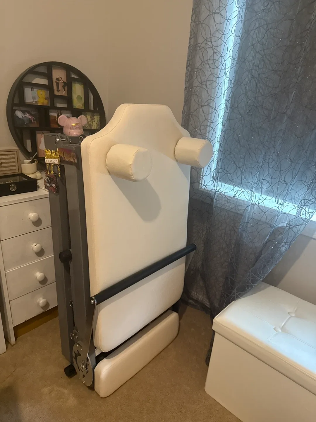 Pilates Reformer Machine image indicator(2)