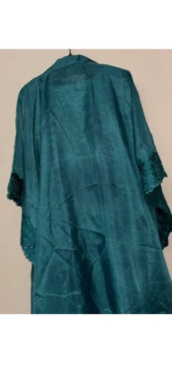 Teal Green kaftan with Lace Detail, Size 36 image indicator(4)