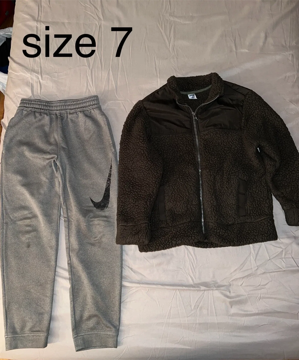Kids' Clothes Bundle - Size 7 image indicator(8)