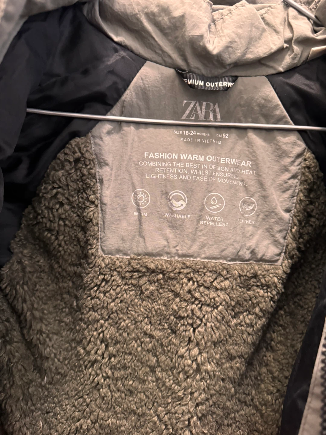 Zara Baby Puffer Jacket 18-24 Months - photo 2