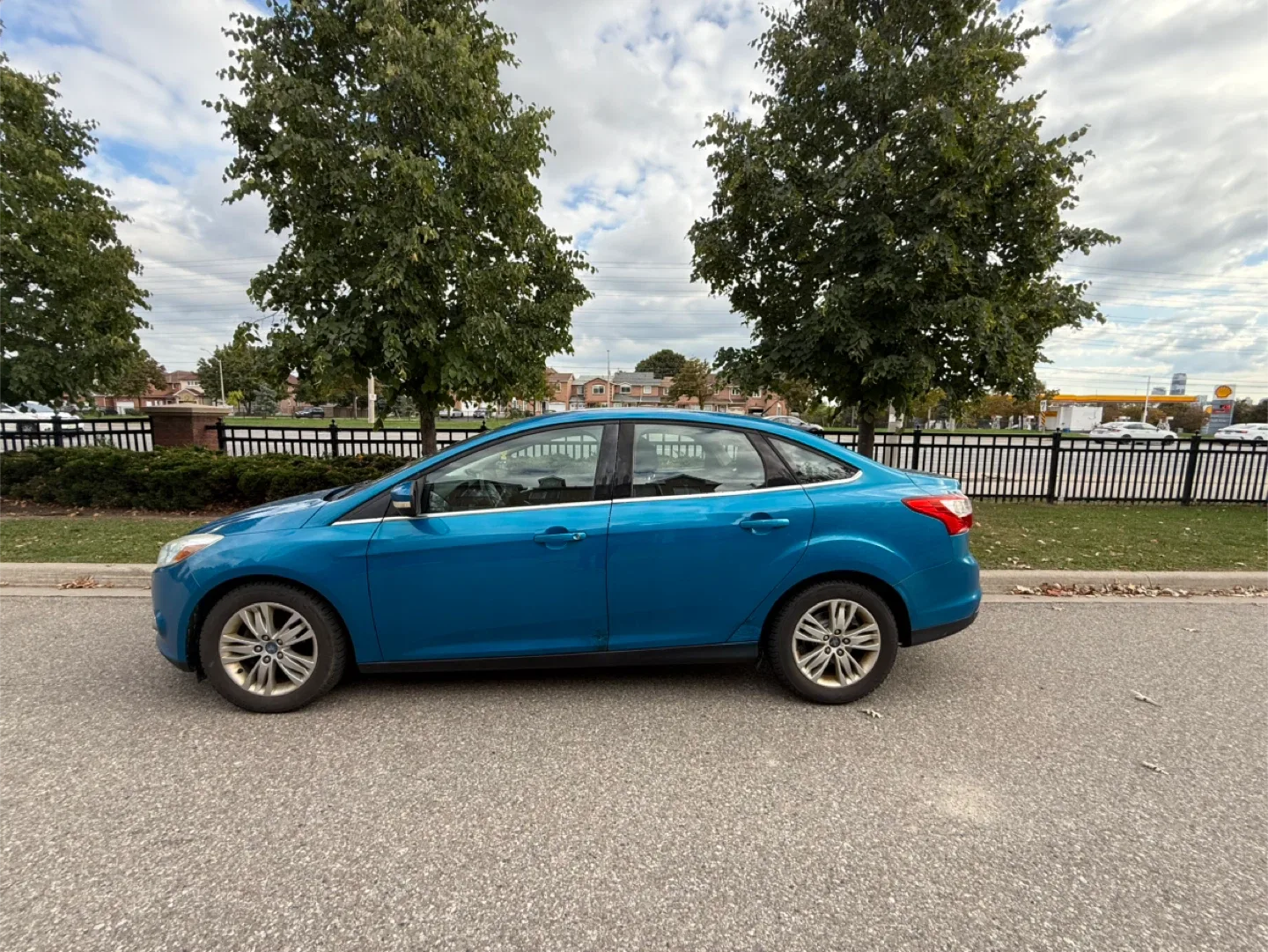 2012 Ford Focus SEL image indicator(7)