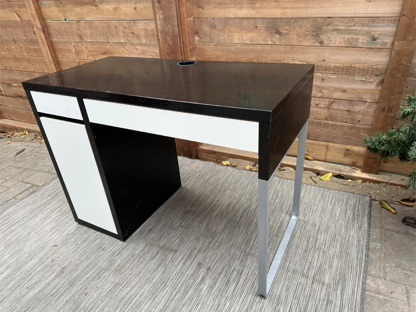 Black and White Desk with Drawers and Shelves