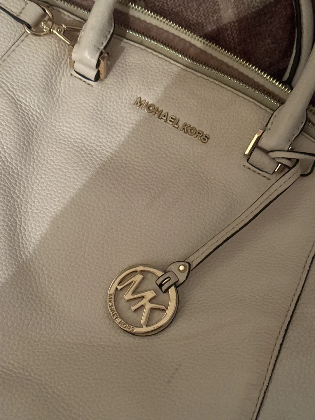 Michael Kors White Leather Tote Bag image indicator(4)