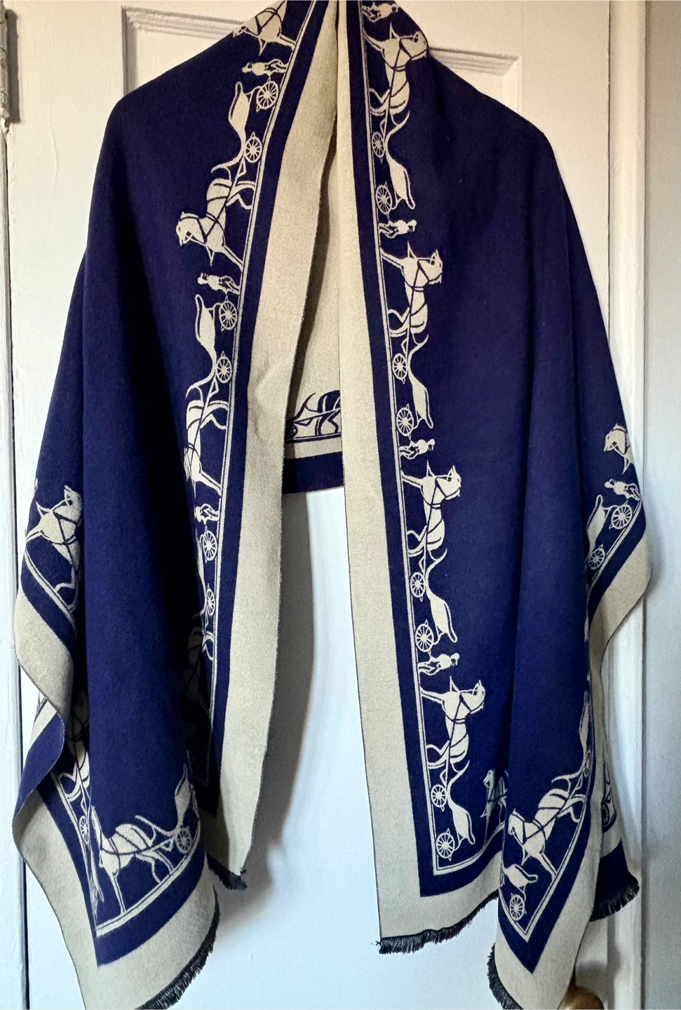 Reversible  Wrap/ Shawl in Dark Blue/Light Taupe - photo 2