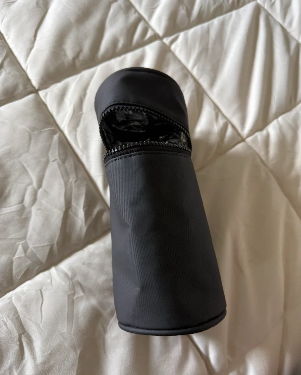 Insulated Baby Bottle Zippered Pouch image indicator(2)