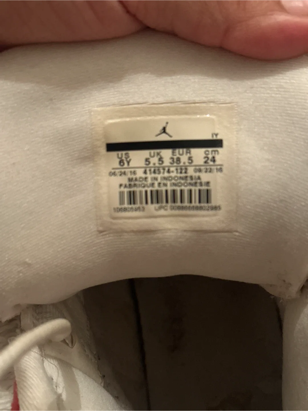 Air Jordan 13 Retro White/Red image indicator(8)