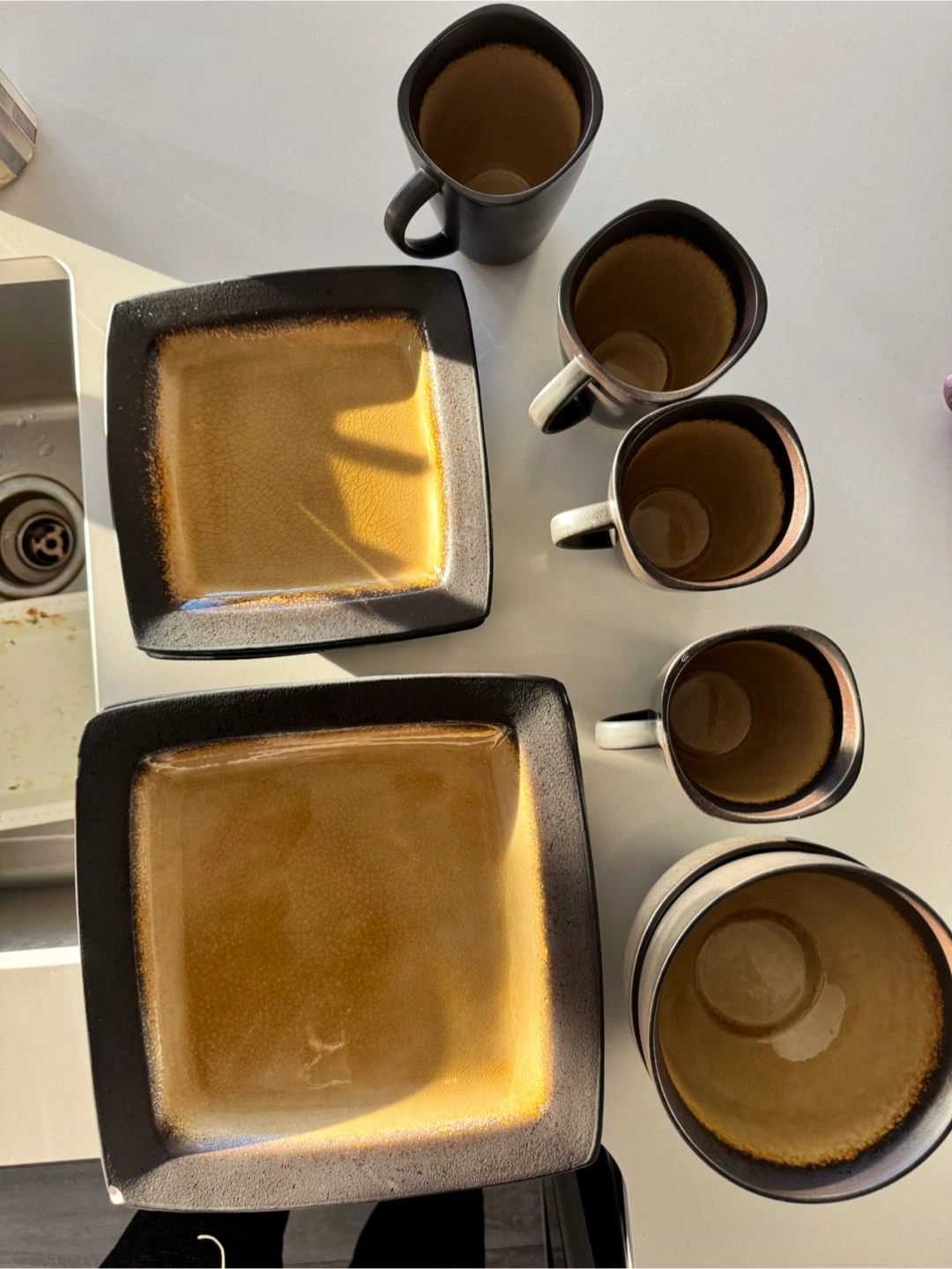 Square Dinnerware Set (Plates, Bowls, Mugs)
