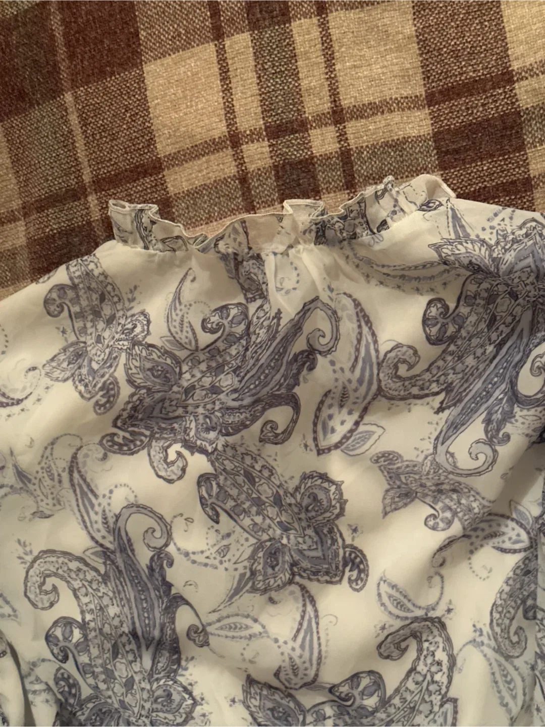 White and Blue Patterned Dress image indicator(4)