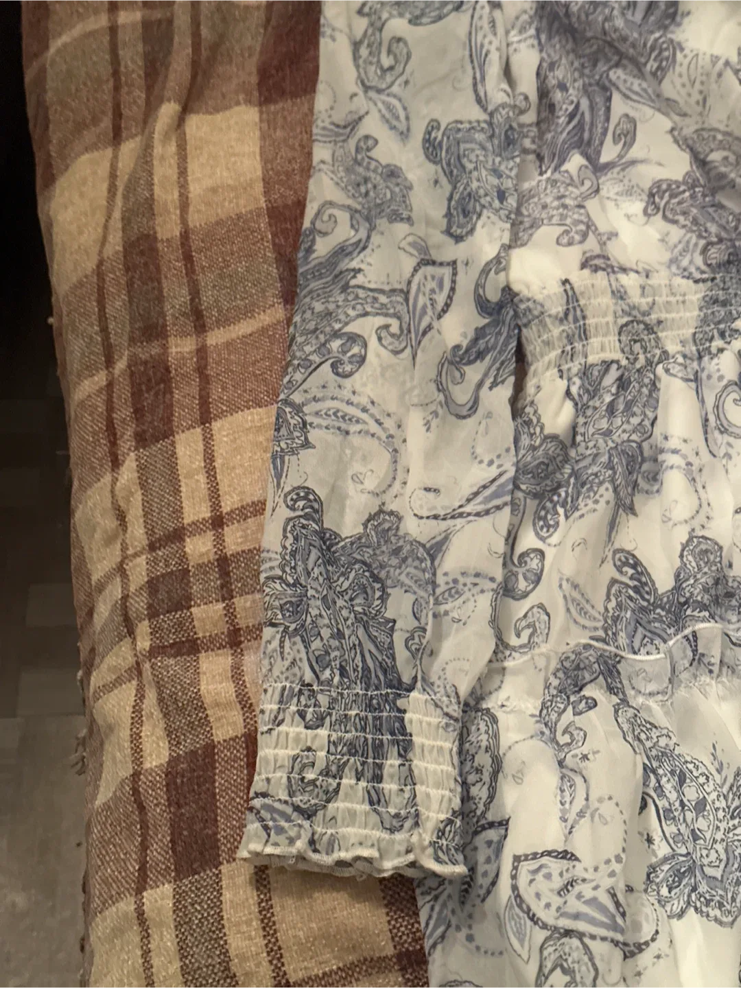 White and Blue Patterned Dress image indicator(2)