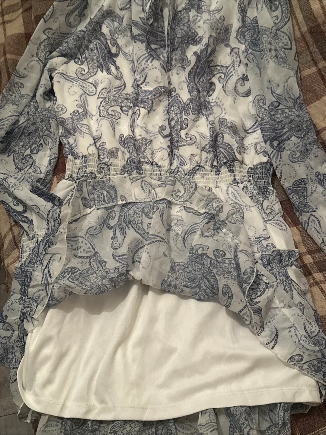 White and Blue Patterned Dress image indicator(7)