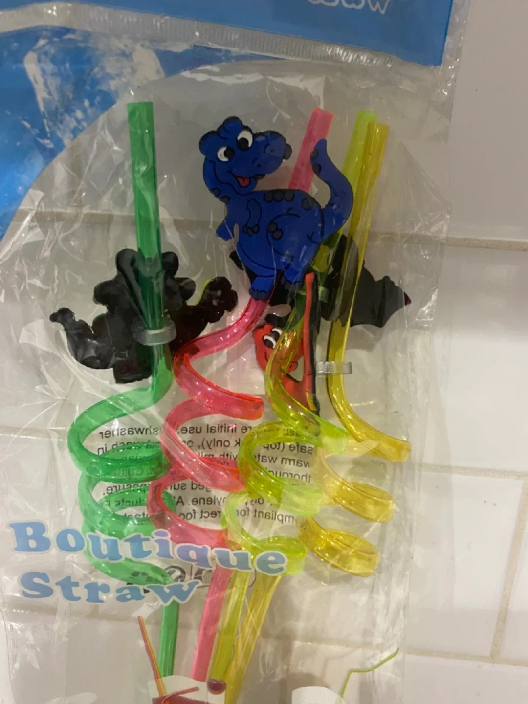 New Pack of 4 Boutique Straws - Dinosaur Theme image indicator(2)