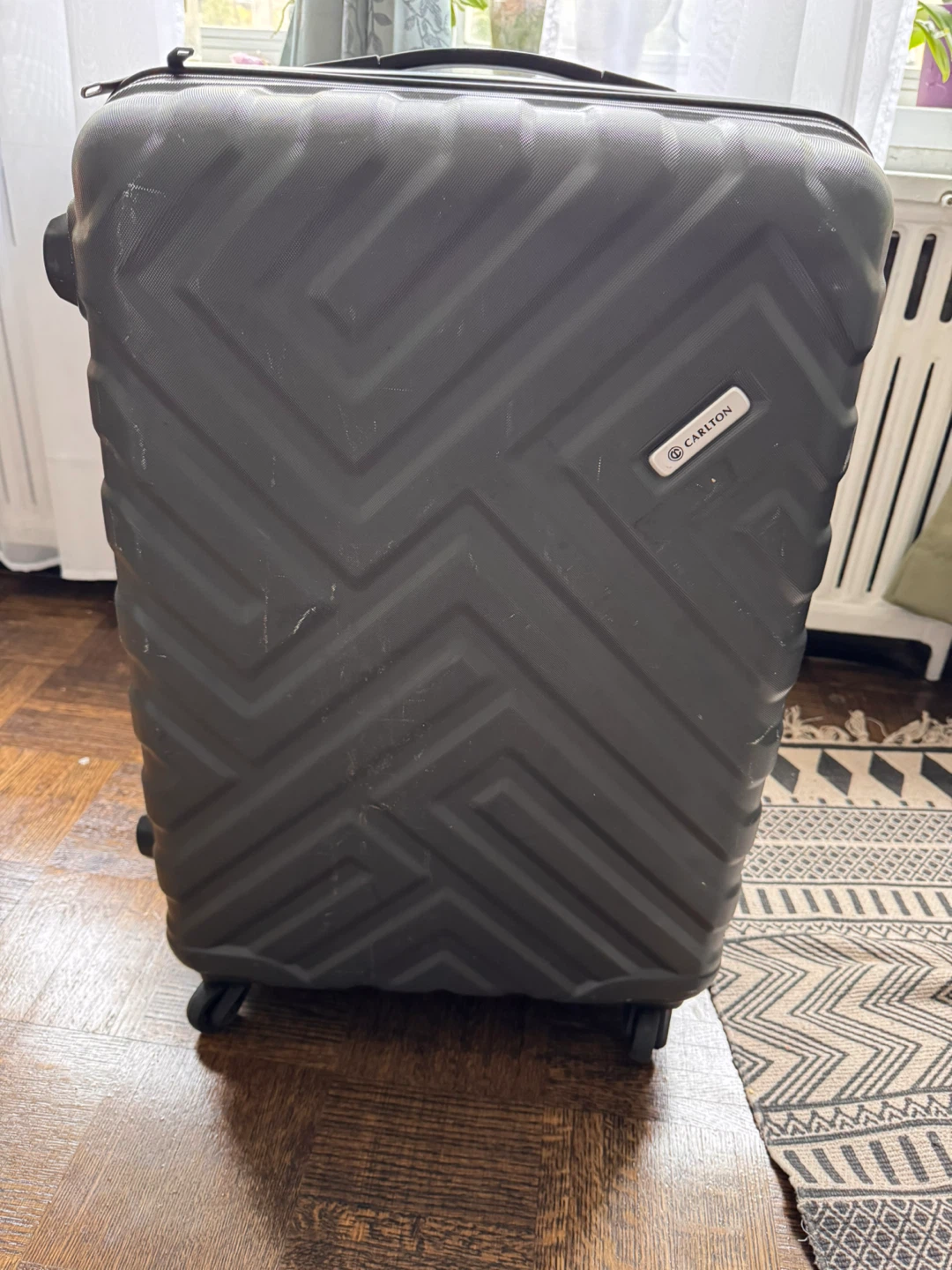 Carlton Black Hardside Luggage