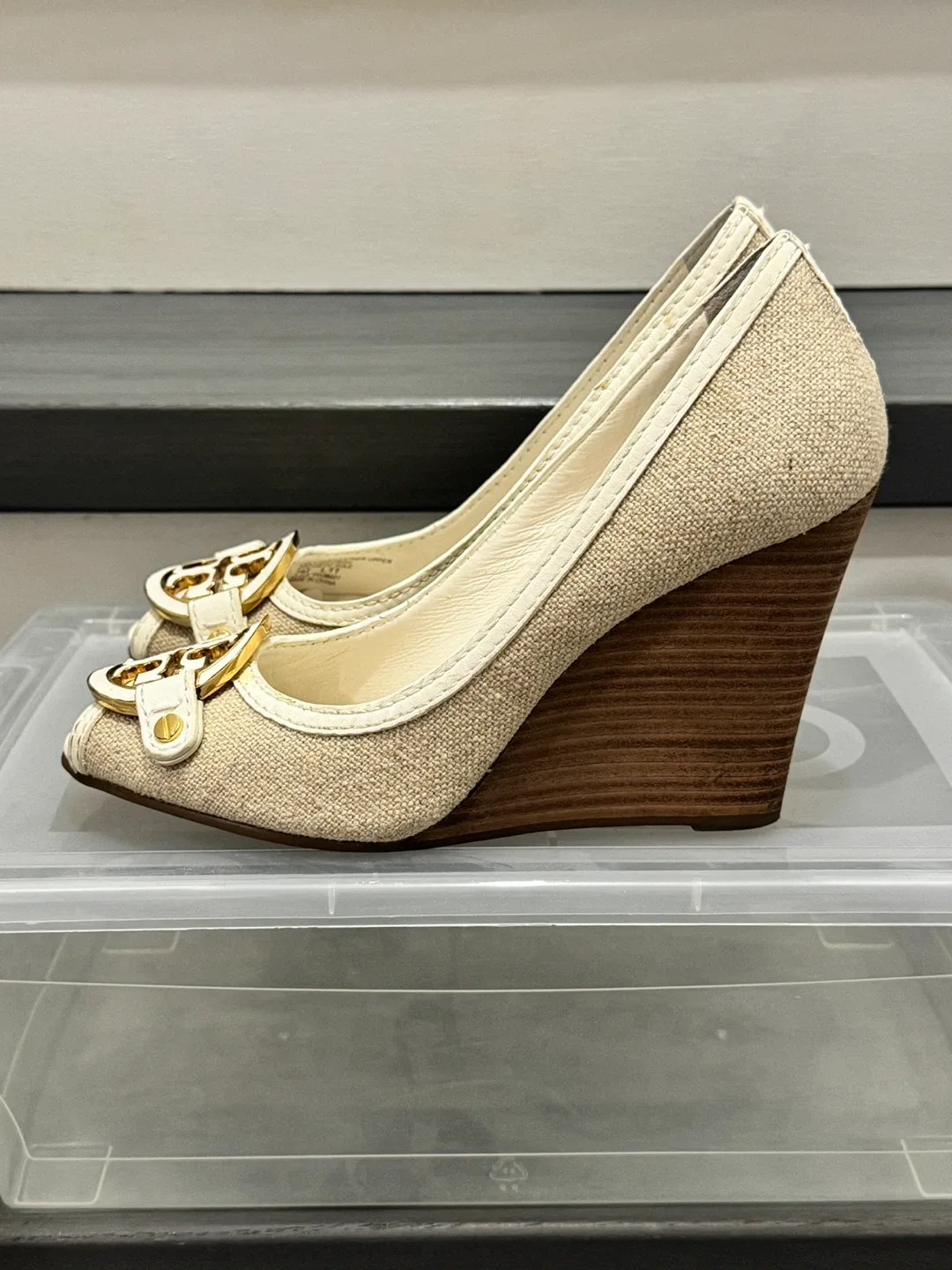 Tory Burch Amanda open toe wedge pumps size 7 image indicator(4)