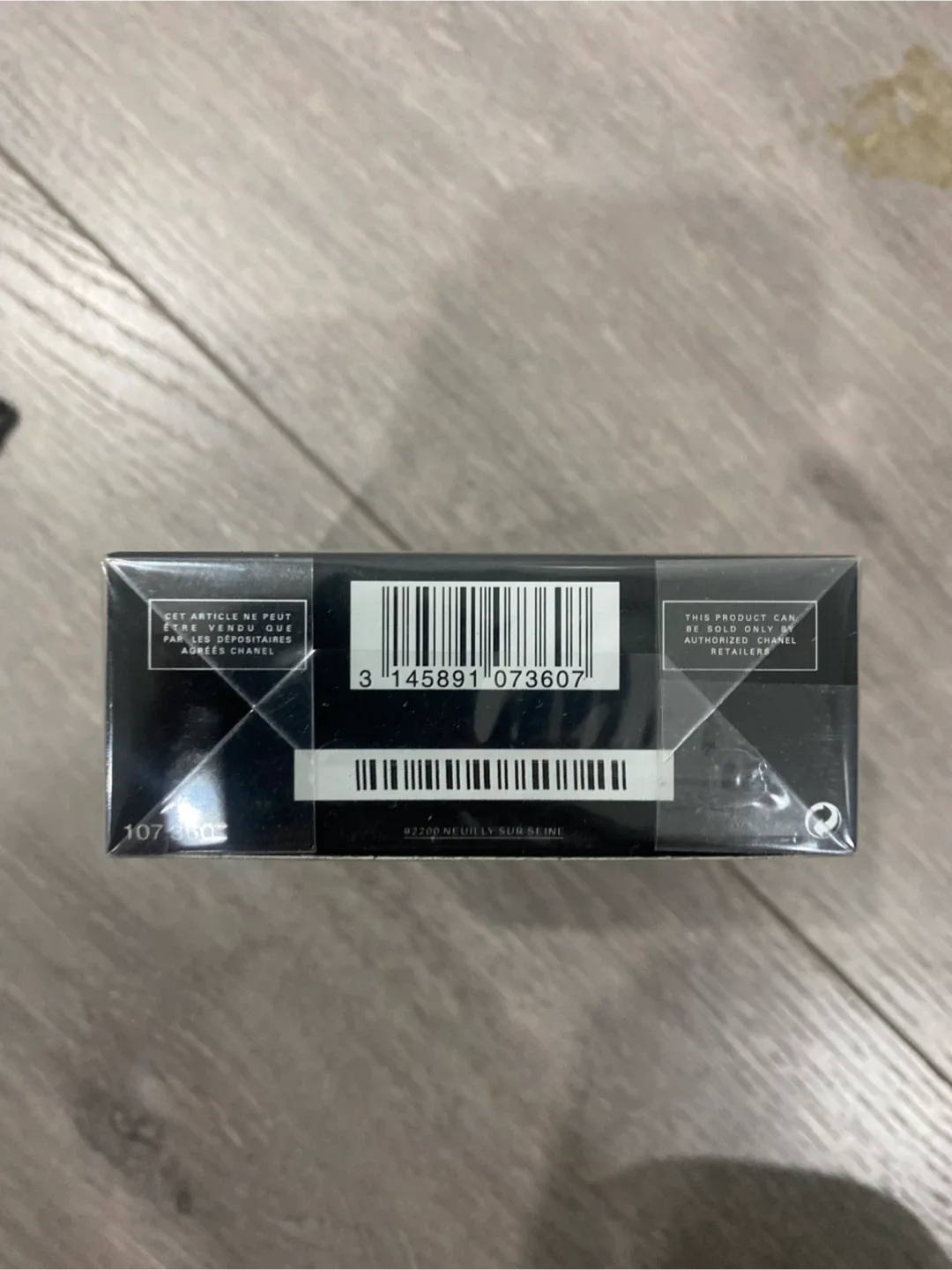 Bleu de Chanel Eau de Parfum 3.4 FL OZ image indicator(3)