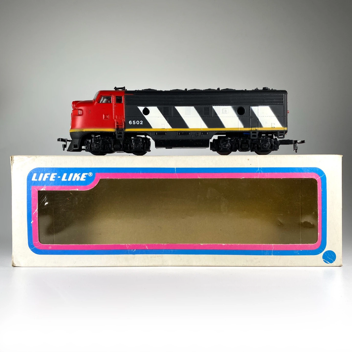 Vintage Life-Like CN Rail Locomotive
