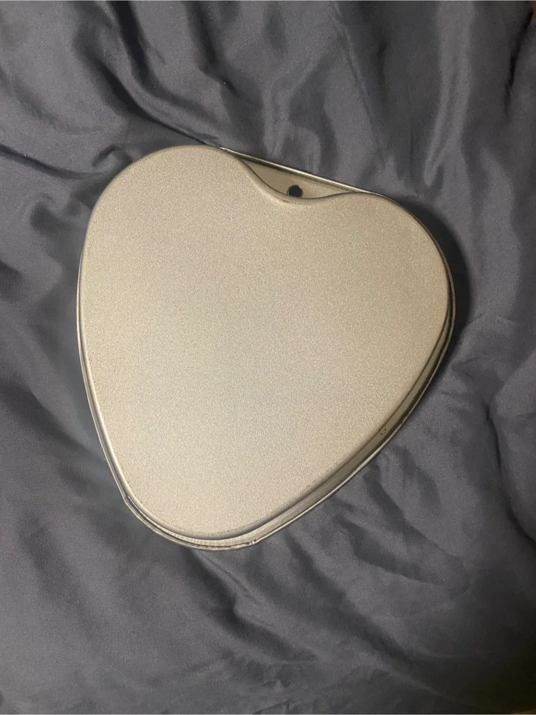 Heart-Shaped Cake Pan / Tray / Tin image indicator(2)