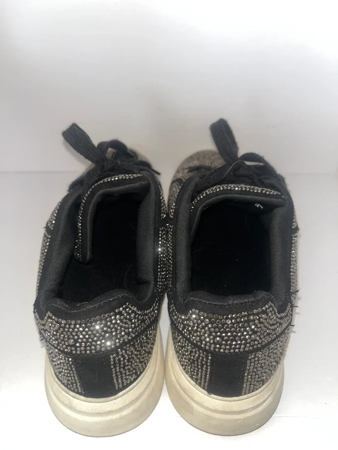 Rhinestone Embellished Black Sneakers image indicator(3)