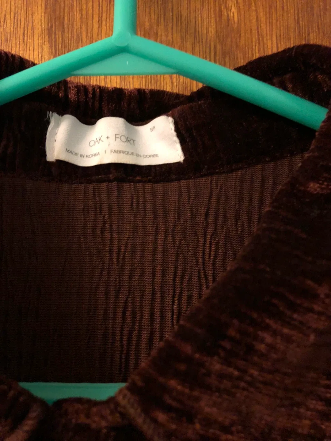 Oak + Fort Brown Crushed Velvet Long Sleeve Top size S image indicator(4)