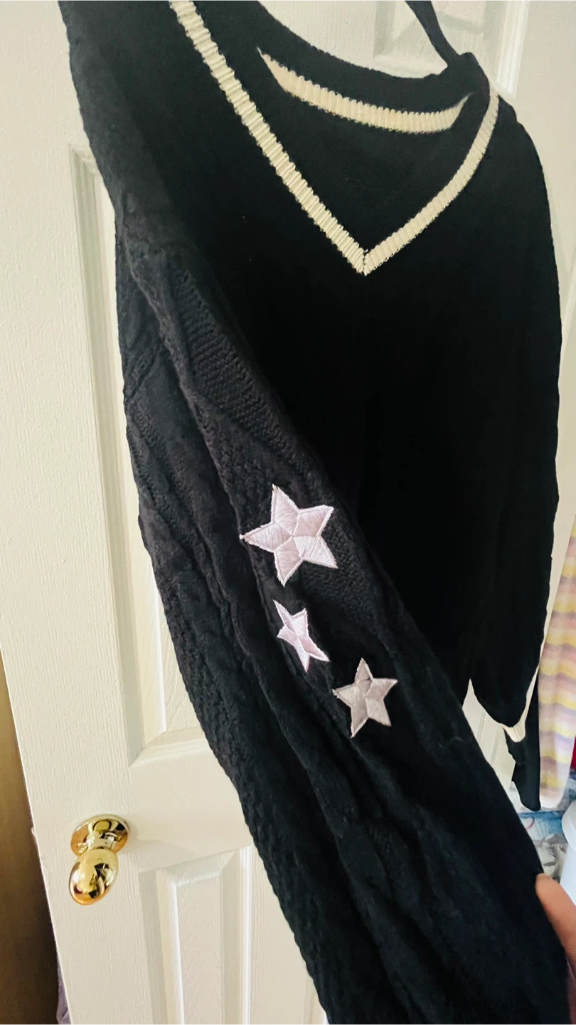 Black V-Neck Sweater with Star Details - photo 2