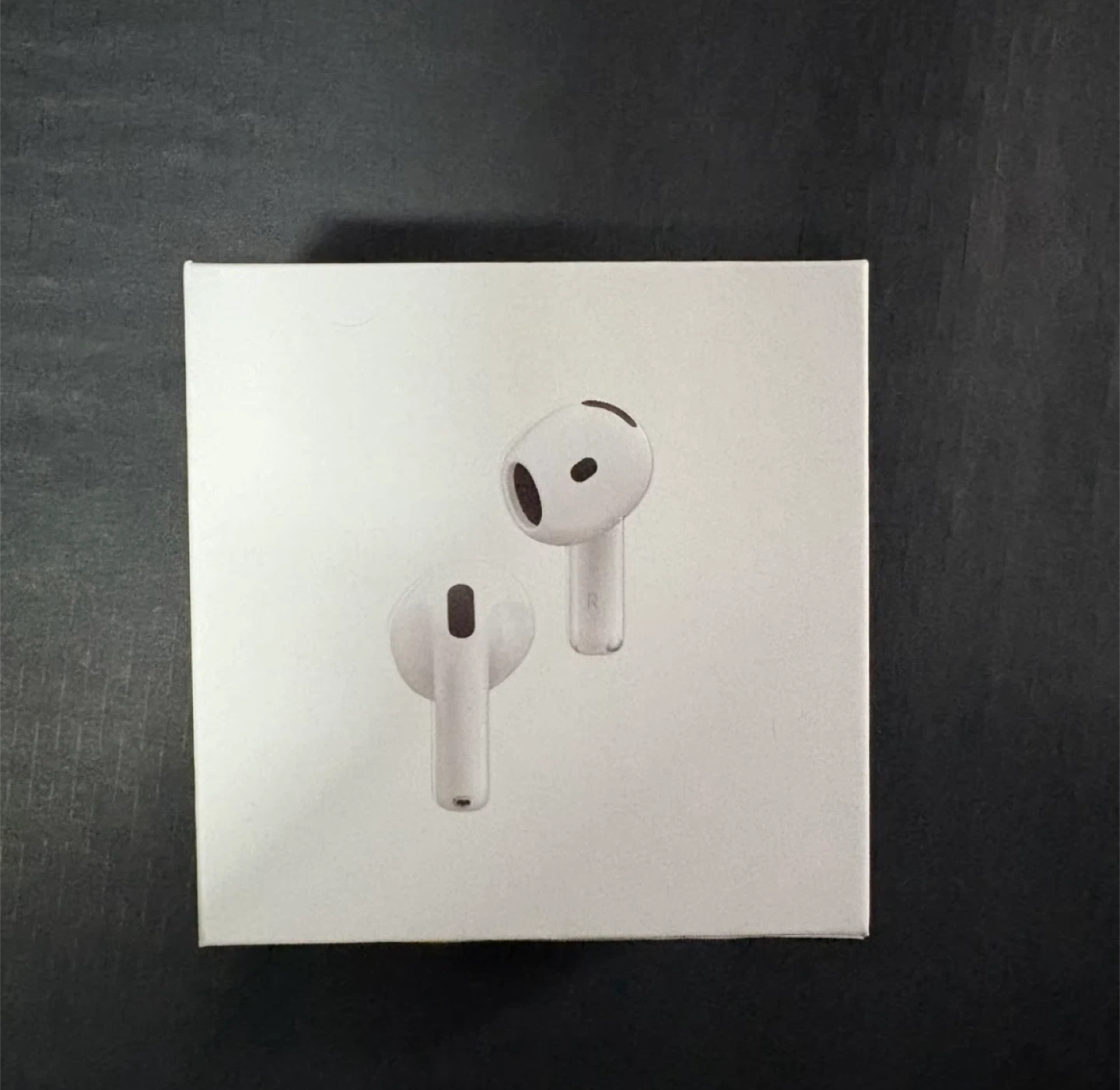 New AirPods 4 (Noise Cancelling, Sealed)