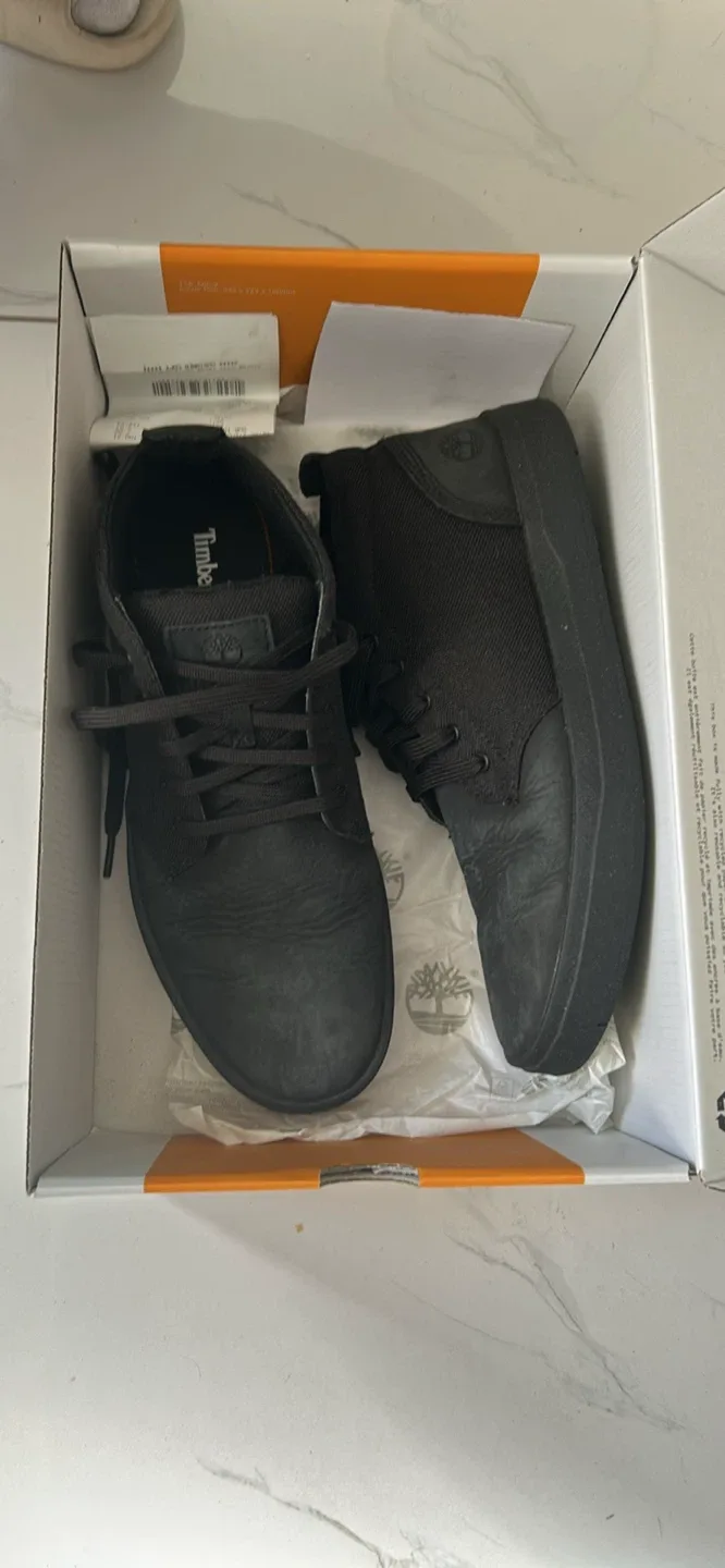 Timberland Davis Square Leather Chukka - Size 9.5 image indicator(3)