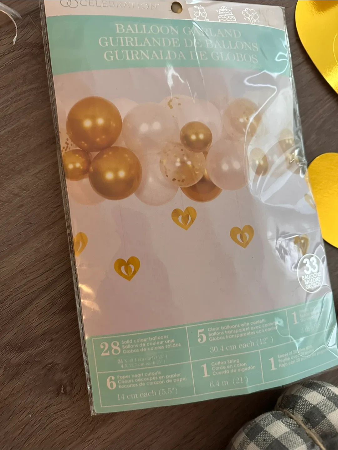 Celebration Balloon Garland & Birthday Banner image indicator(4)