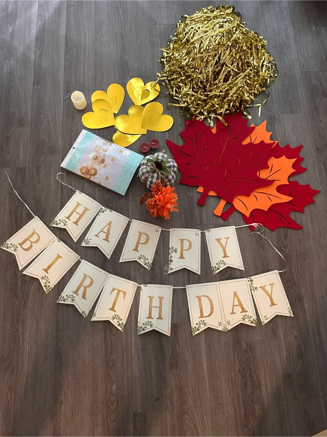 Celebration Balloon Garland & Birthday Banner thumbnail