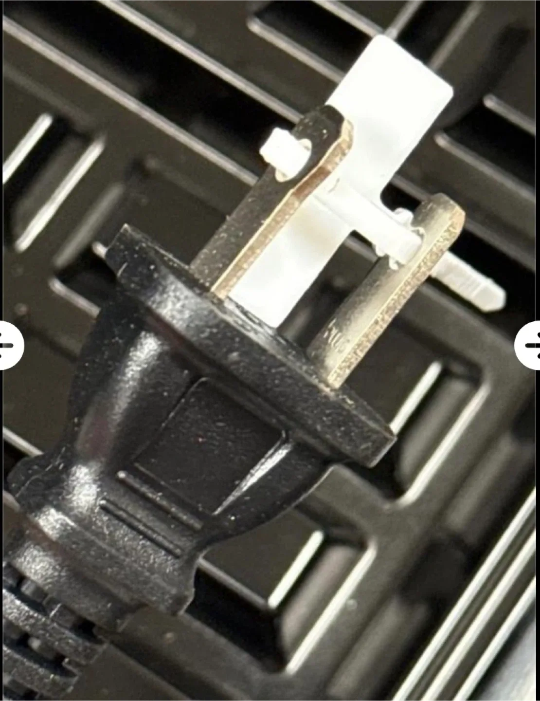 Black+Decker Waffle sandwich grill Maker image indicator(8)