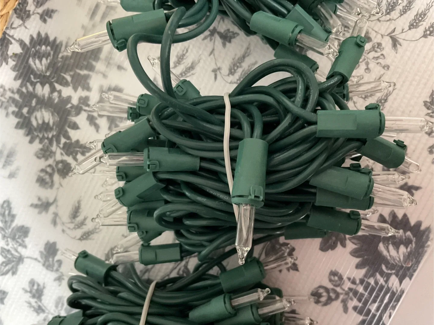 Christmas String Lights - Green thumbnail