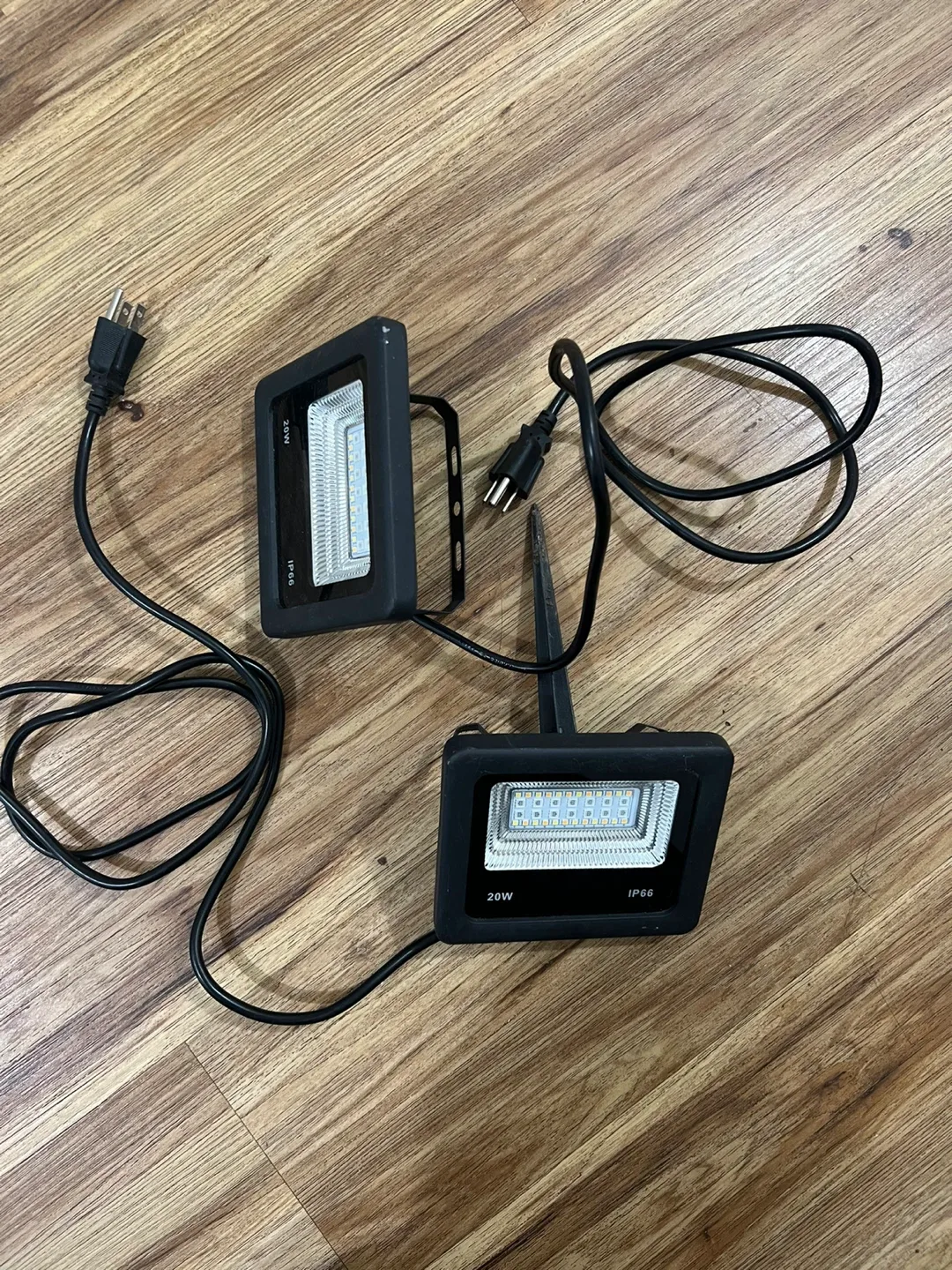 2x LED Flood Lights - 20W, IP66 image indicator(3)