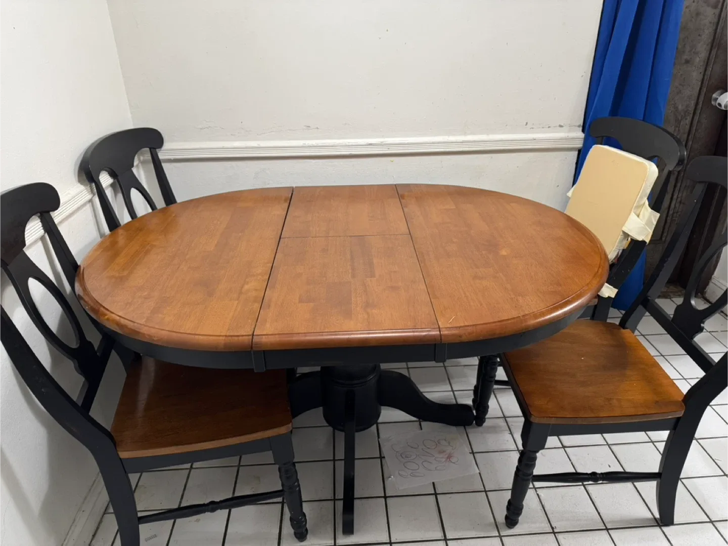 Raymour & Flanigan Kenton Adjustable Dining Table w/ Leaf image indicator(6)