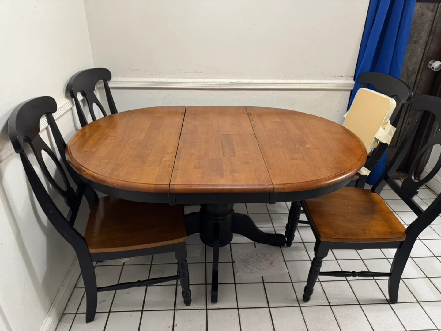 Raymour & Flanigan Kenton Adjustable Dining Table w/ Leaf image indicator(8)