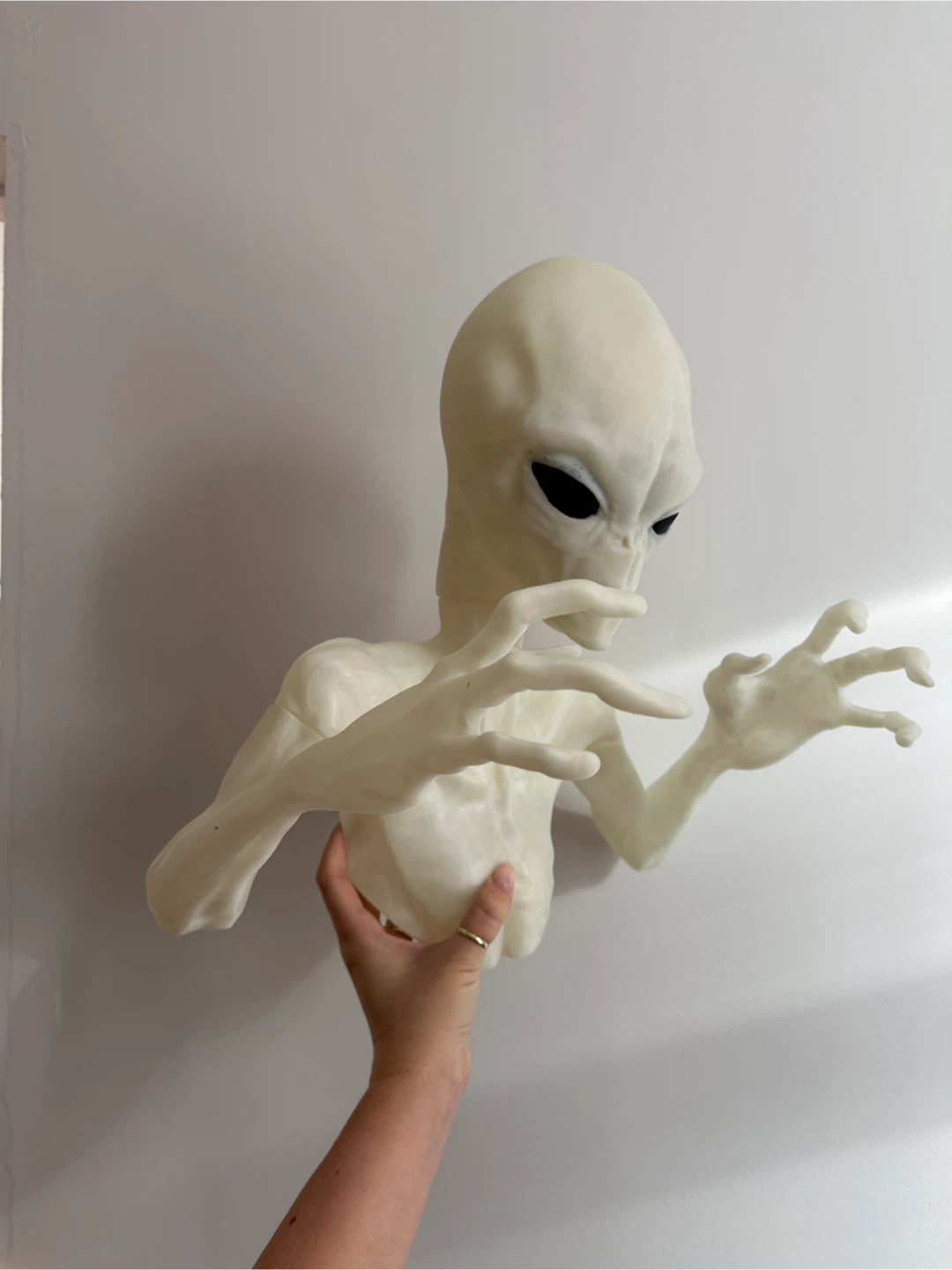 Alien Wall Decor - Glow in the Dark - photo 4