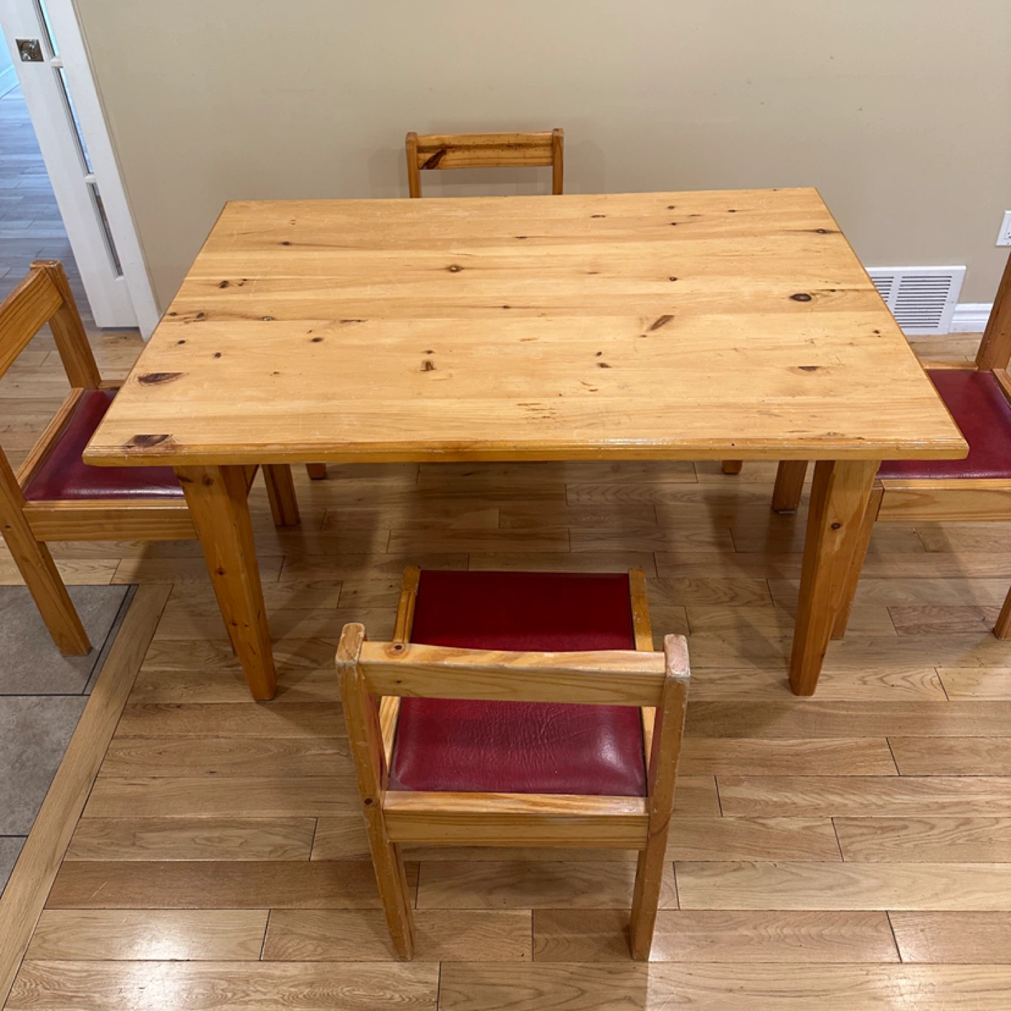 Solid Pine Wood Dining Table Set (CAN DELIVER) - photo 2