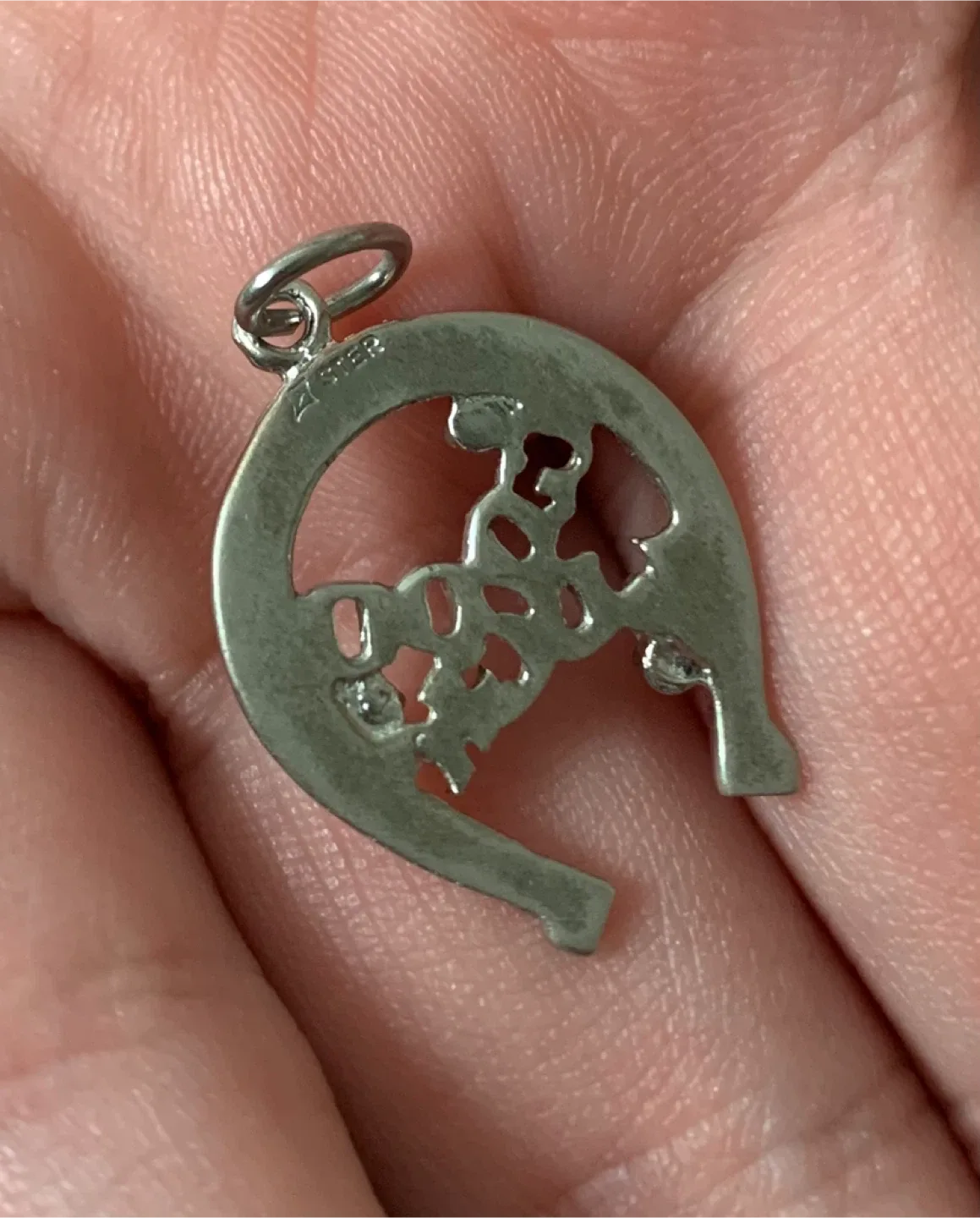 Sterling Silver Good Luck Horseshoe Pendant image indicator(2)