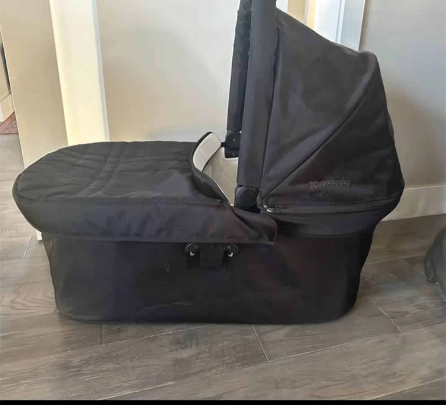UPPAbaby Bassinet - Black - $65 - East York thumbnail