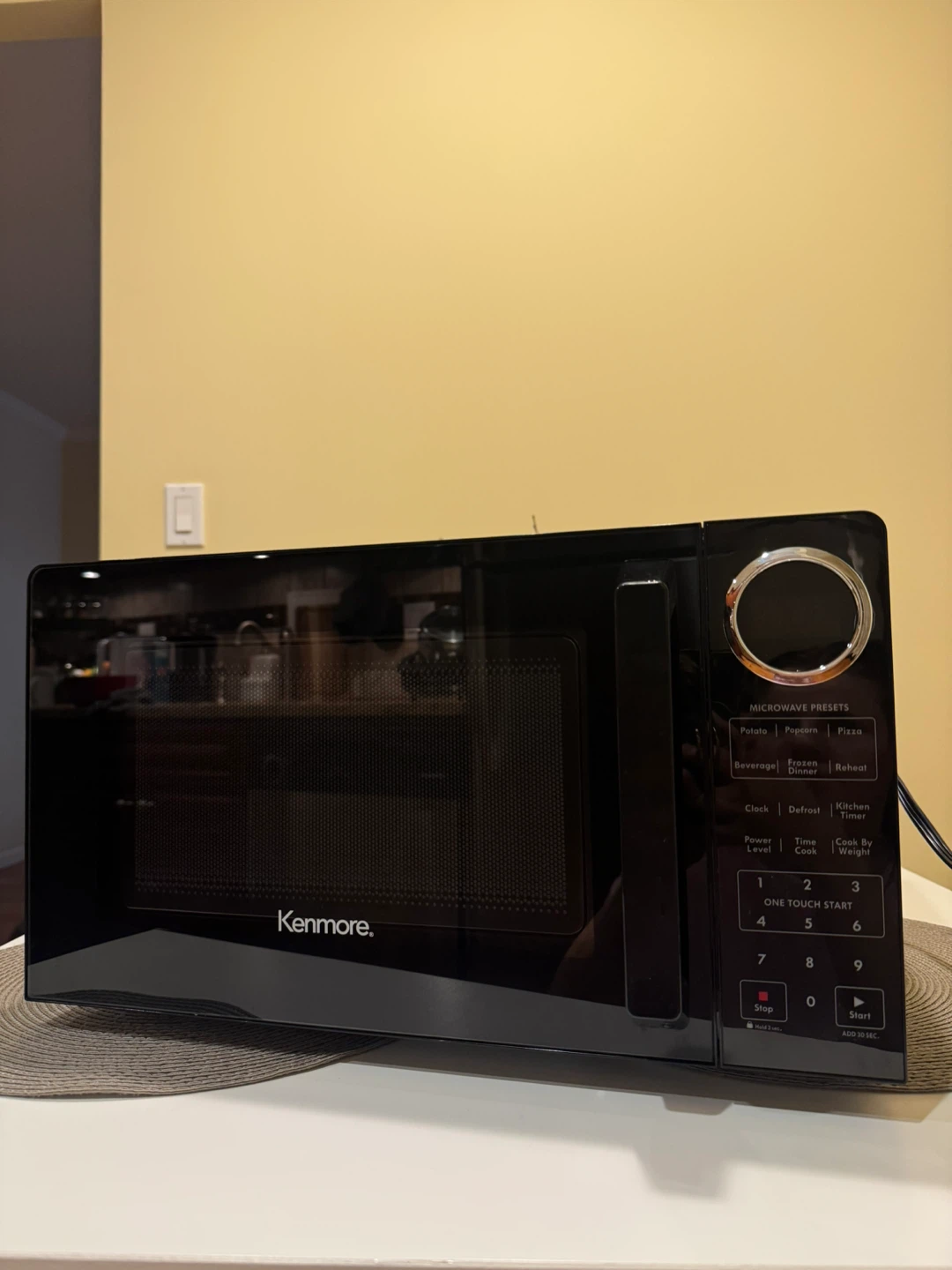 Kenmore Microwave Oven - Black