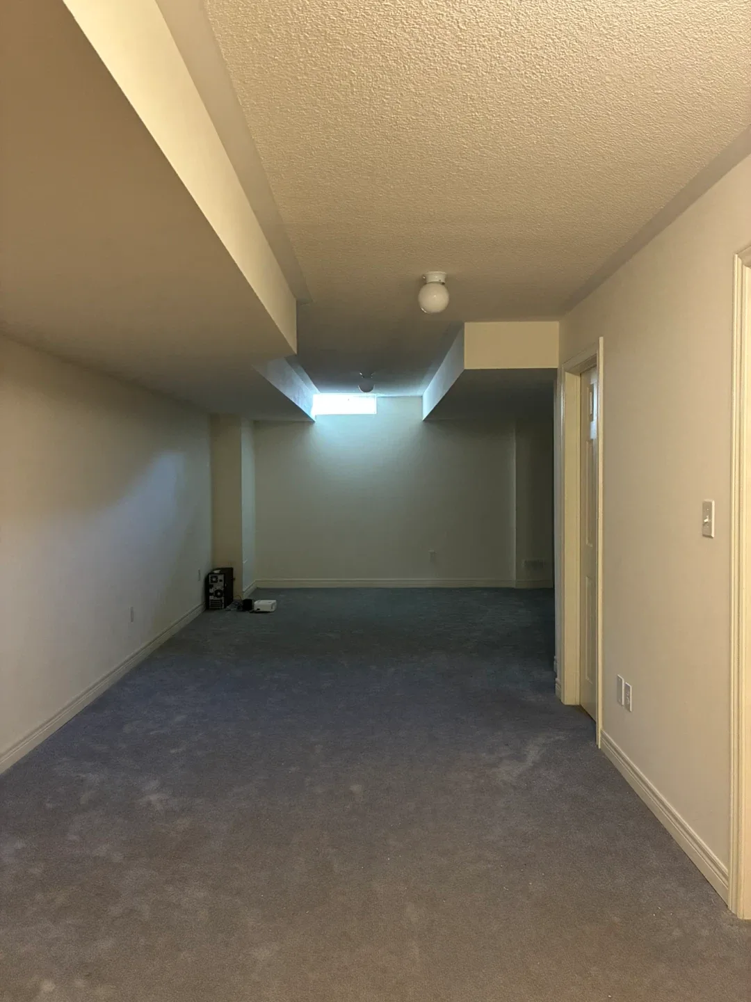 Room for rent image indicator(3)