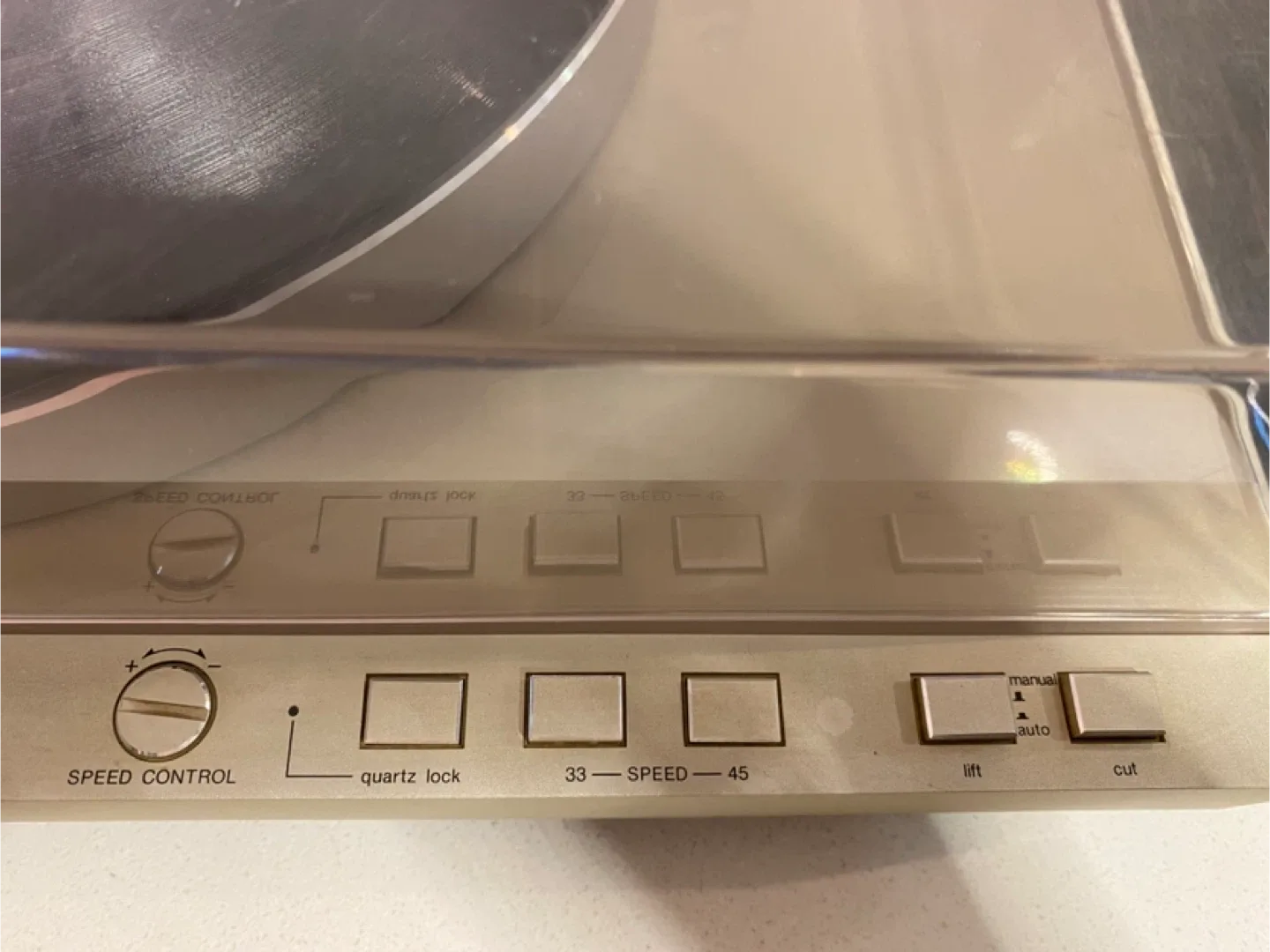 Harman Kardon T65C Floating Suspension Turntable image indicator(2)