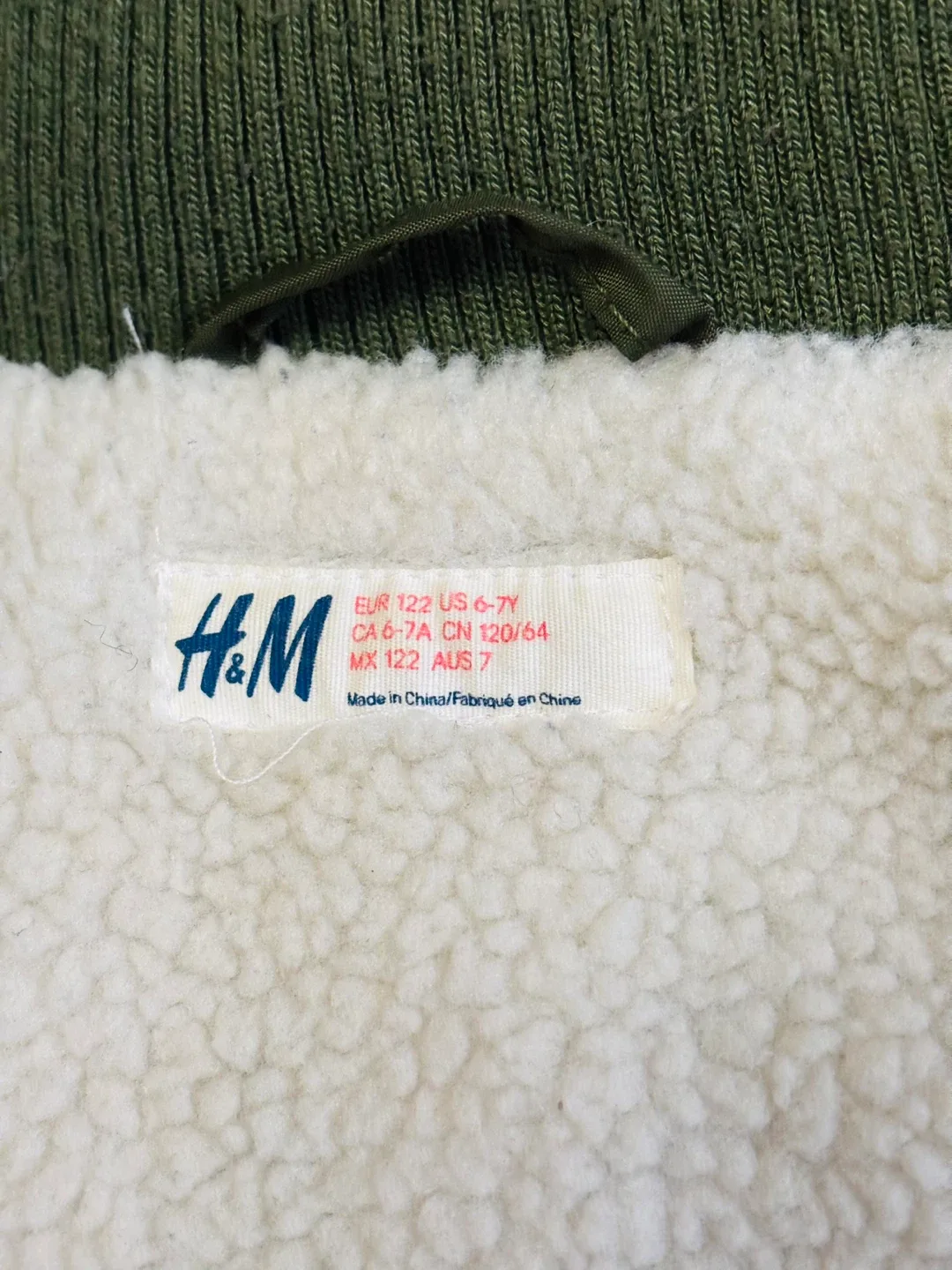 H&M Kids Green Winter Jacket Size 6-7Y image indicator(4)