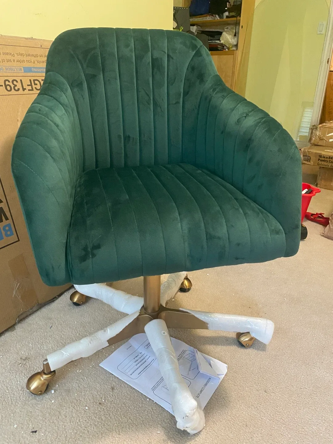 Green Velvet Swivel Office Chair image indicator(8)