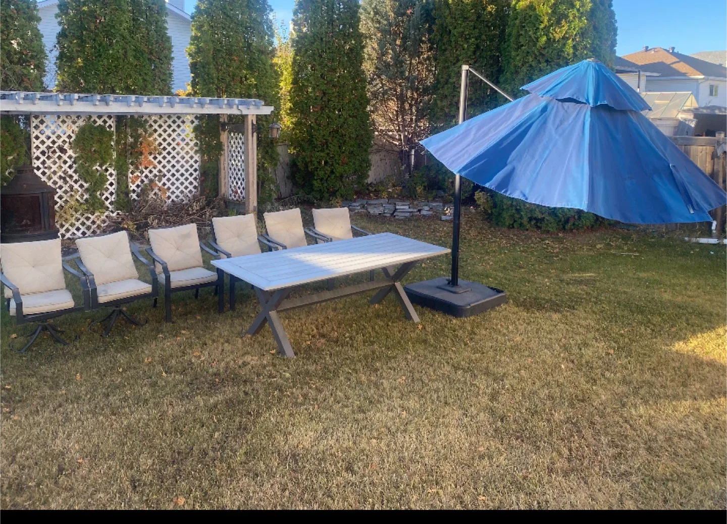 Outdoor Patio Set with Umbrella “open to offers” image indicator(2)