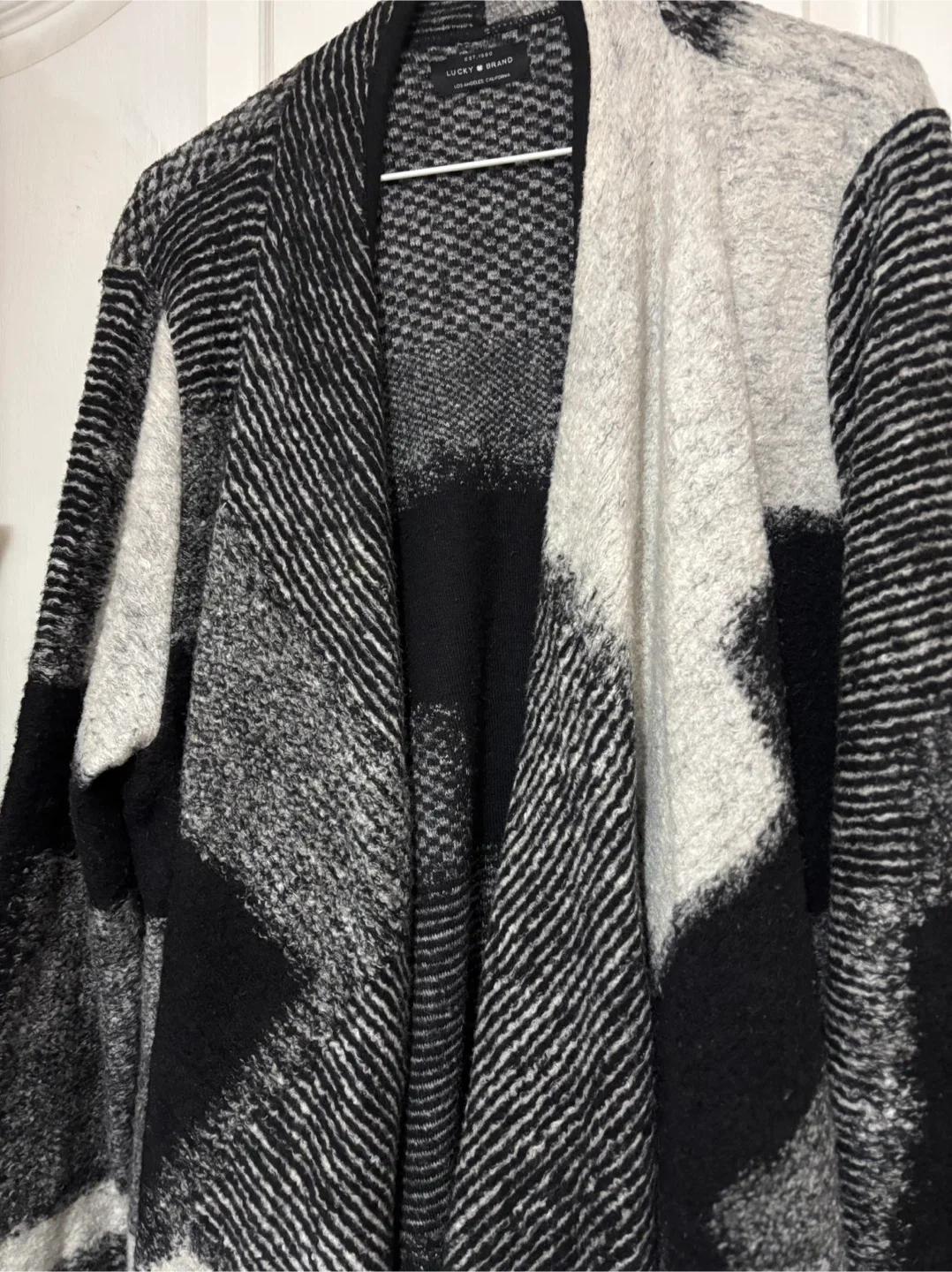 Lucky Brand Black & White Cardigan image indicator(5)