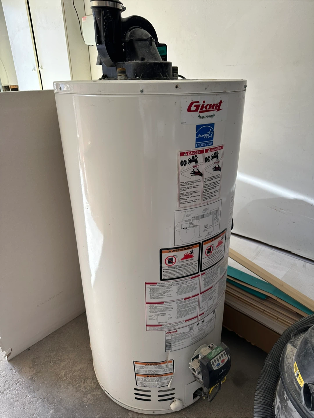 Giant Greenfoam Water Heater