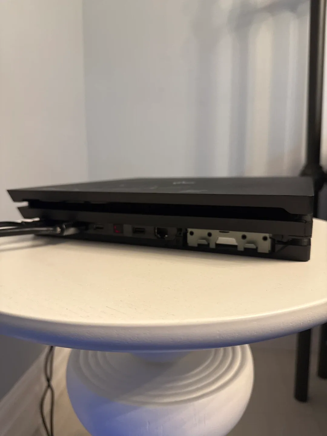 Sony PlayStation 4 Pro Console - Black image indicator(4)