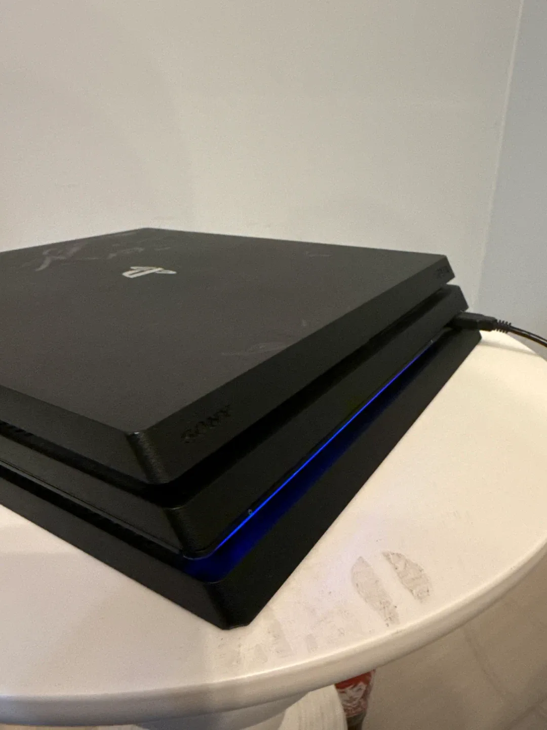 Sony PlayStation 4 Pro Console - Black image indicator(2)