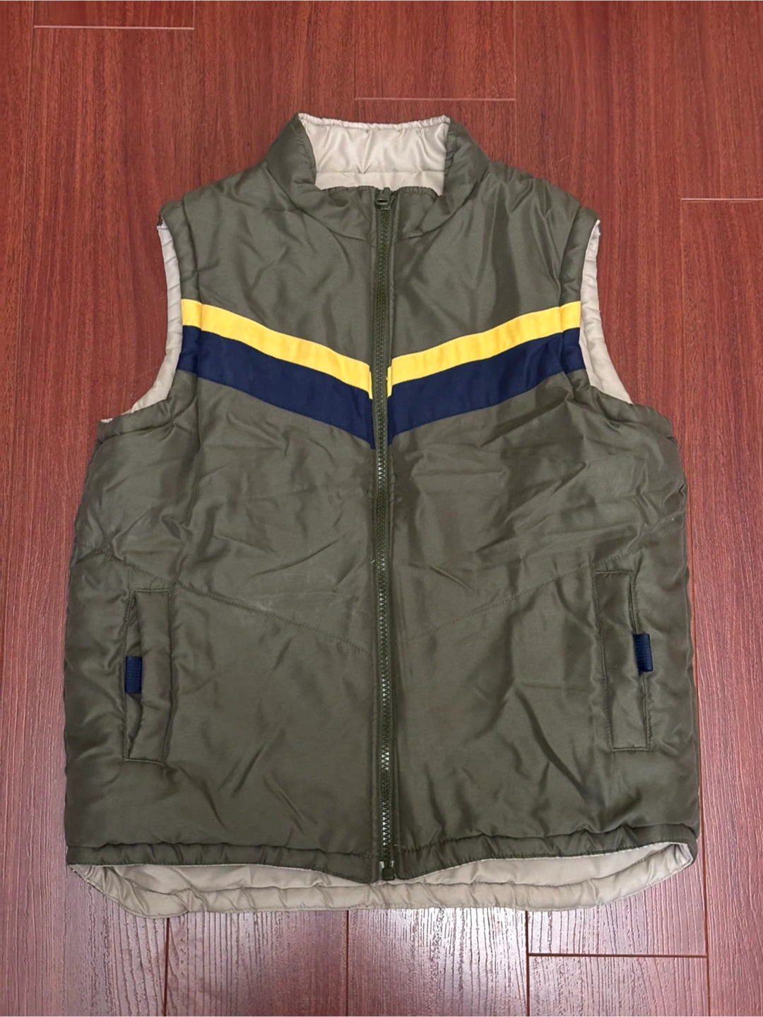 Kids' Puffer Vest - Size 6/8 - photo 5