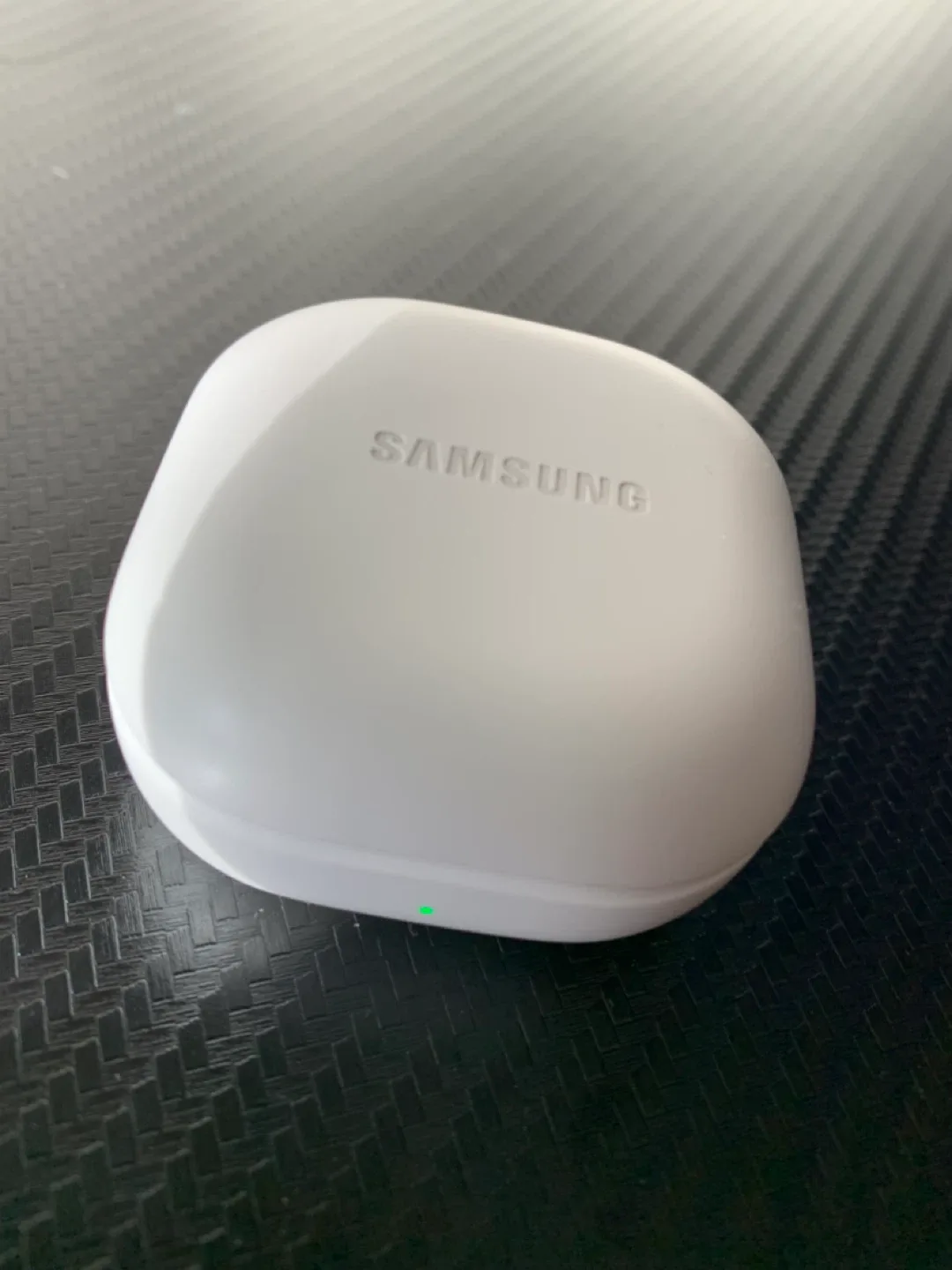 Samsung Galaxy Buds 2 Pro Charging Case ONLY 🥕 image indicator(4)