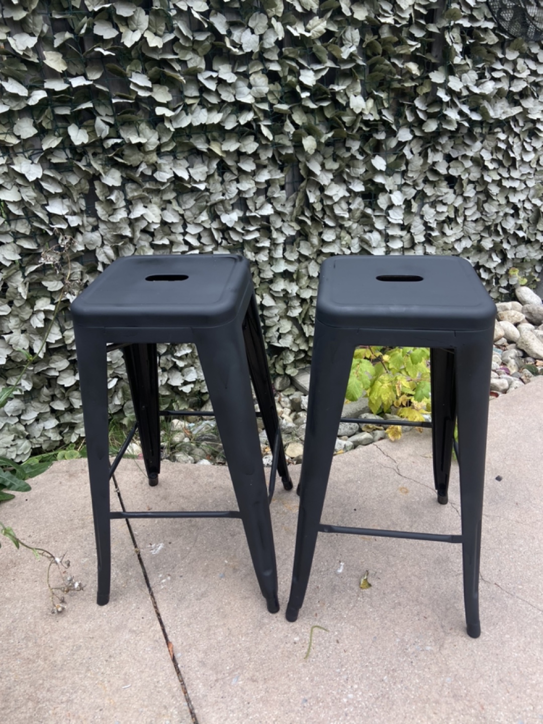 Set of 2 Black Metal Bar Stools - photo 3