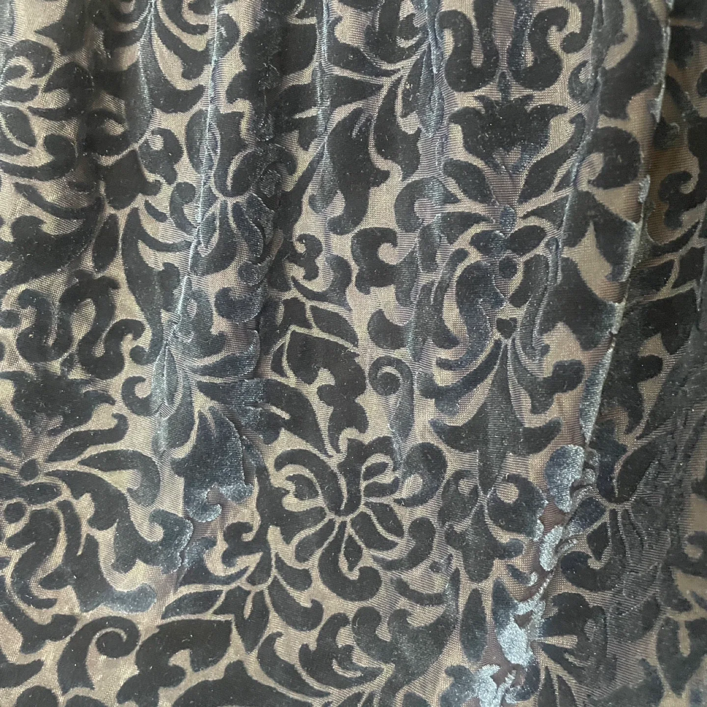 Hollister Navy Velvet Off-the-Shoulder Top Blouse Size Small image indicator(4)